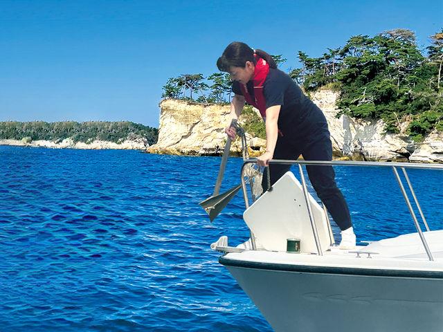 how to anchor a boat