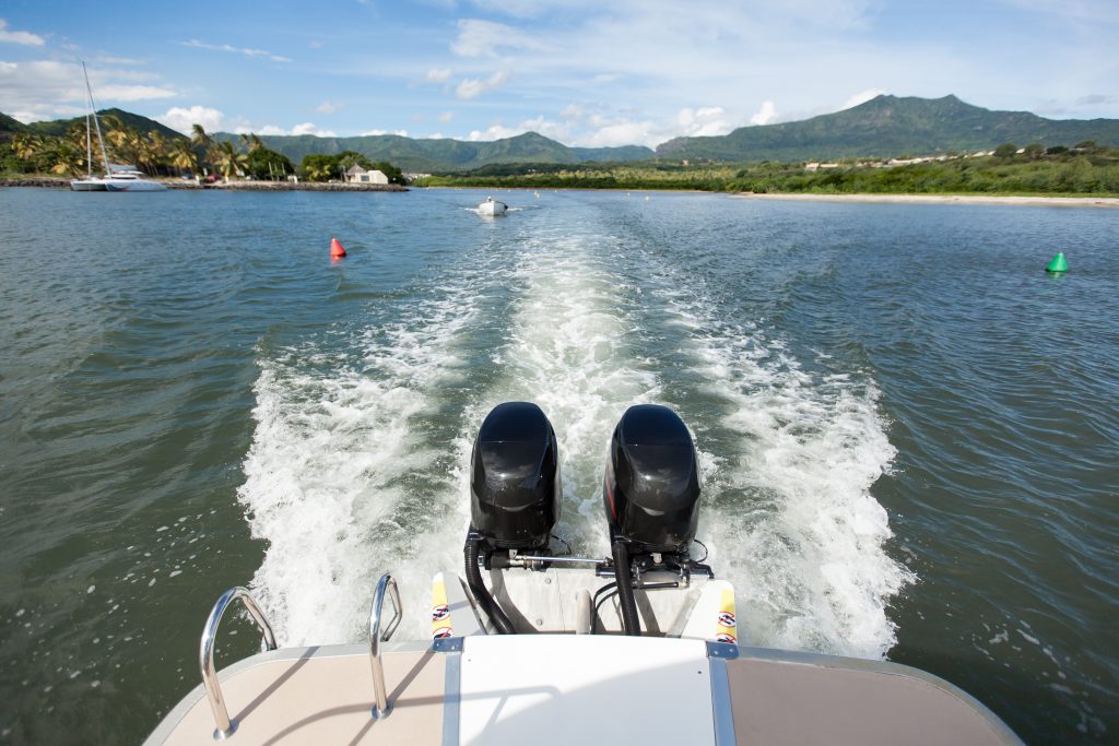 outboard or inboard engine